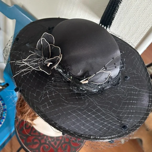 Vintage Black Wide Brim Hat w Veil - Picture 4 of 14